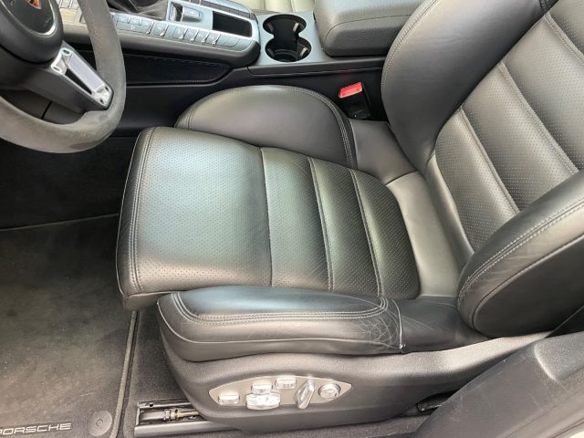 PORSCHE Macan usata, con Fendinebbia