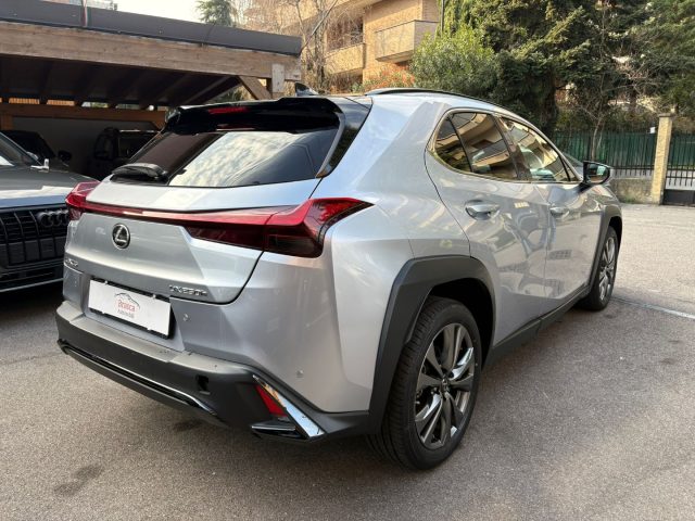 LEXUS UX 250h usata, con Airbag Passeggero