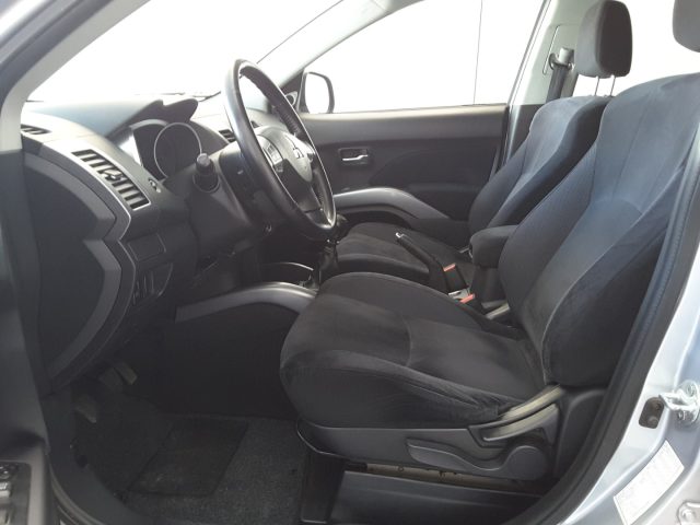 MITSUBISHI Outlander usata, con Autoradio
