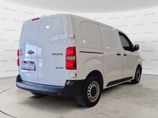 TOYOTA Proace usata, con Boardcomputer