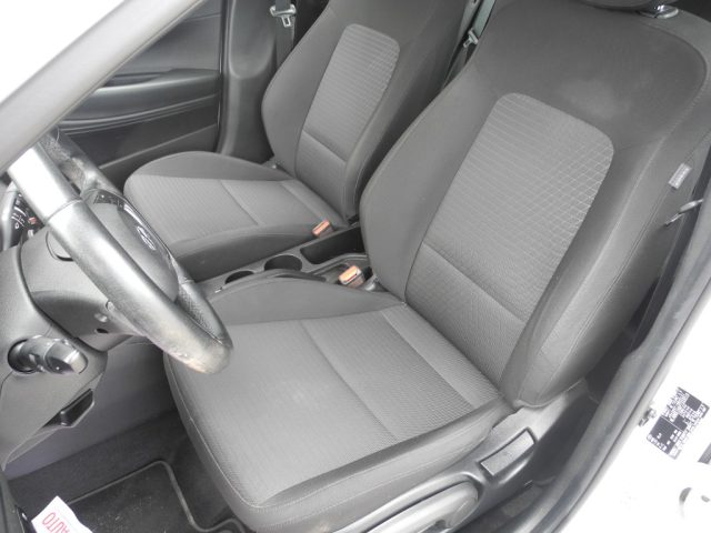 HYUNDAI i20 usata, con Kit antipanne