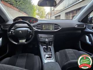 PEUGEOT 308 usata, con Boardcomputer