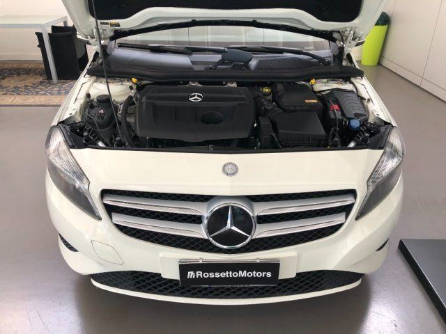 MERCEDES-BENZ A 160 usata, con Cronologia tagliandi