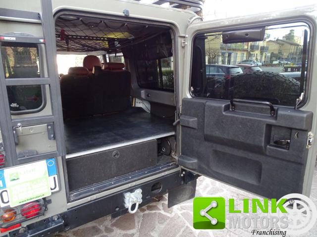LAND ROVER Defender usata 21