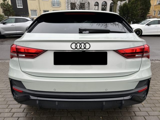 AUDI Q3 usata, con Autoradio