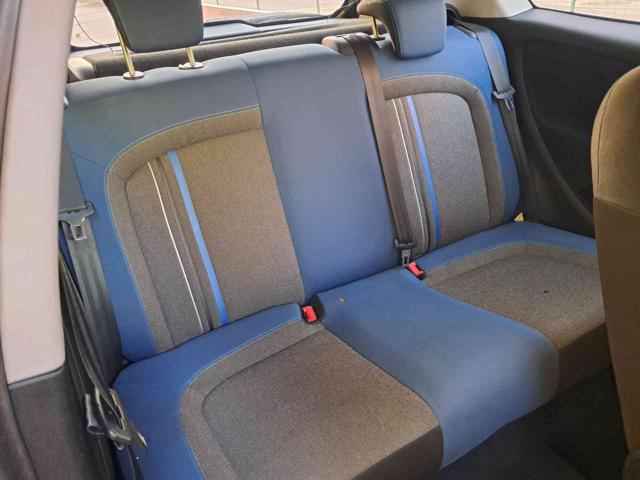 FIAT Punto usata 21