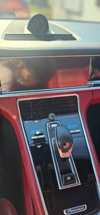 PORSCHE Panamera usata, con Volante multifunzione