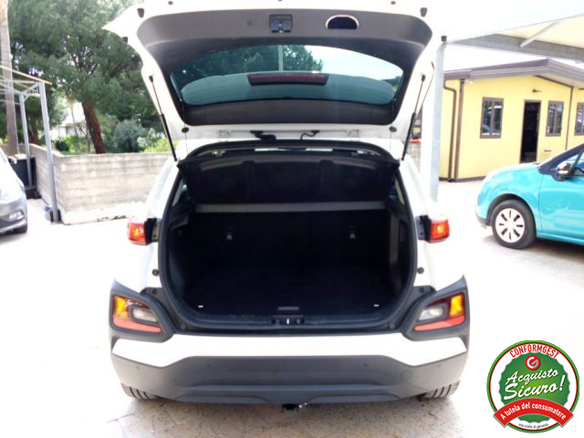 HYUNDAI Kona usata, con Sensori di parcheggio posteriori