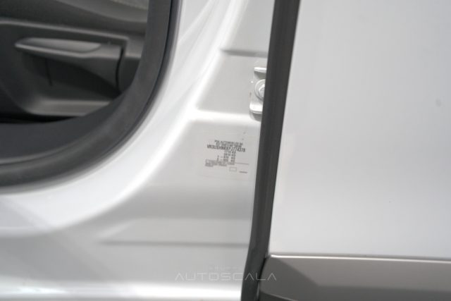 PEUGEOT 2008 usata 37