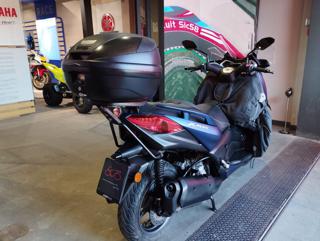 YAMAHA X-MAX 300 usata 3