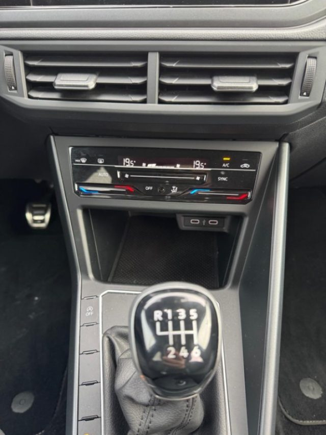 VOLKSWAGEN Taigo usata, con Sensori di parcheggio posteriori