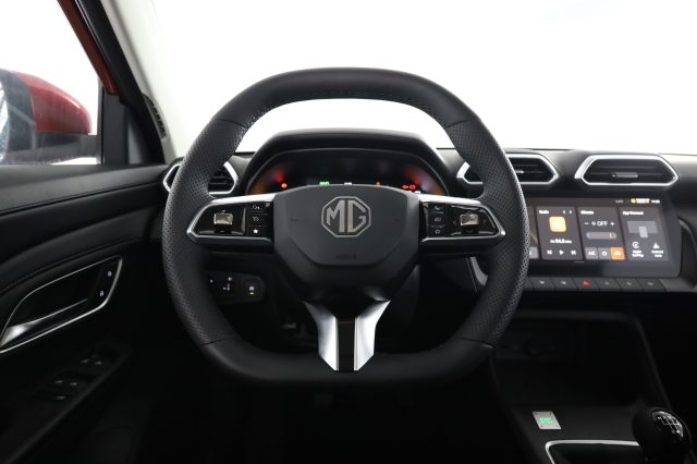 MG ZS usata 8