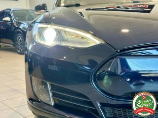 TESLA Model S usata, con Autoradio