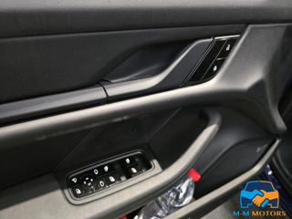 PORSCHE Taycan usata, con Climatizzatore