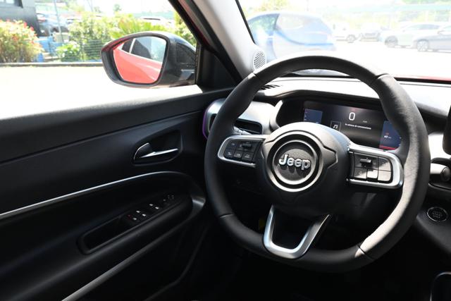 JEEP Avenger usata, con Volante in pelle
