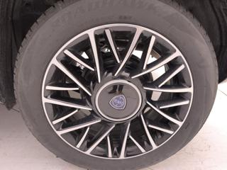 LANCIA Ypsilon usata, con Fari LED