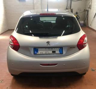 PEUGEOT 208 usata, con Alzacristalli elettrici