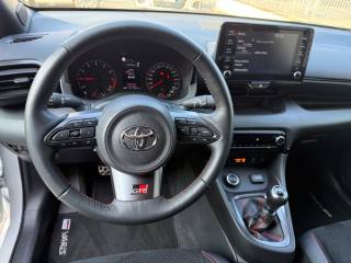 TOYOTA Yaris usata, con ESP