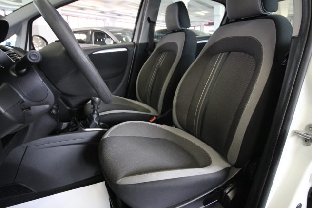 FIAT Punto usata, con Specchietti laterali elettrici