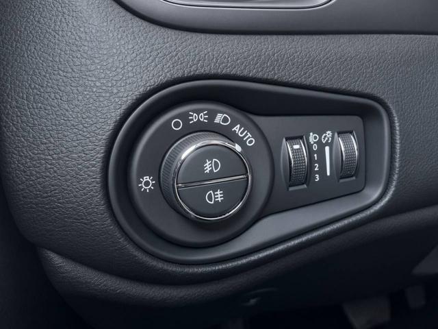 JEEP Renegade usata, con Luci diurne LED