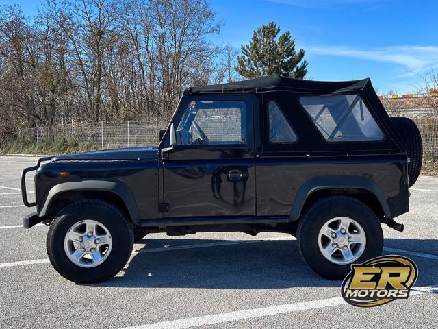 LAND ROVER Defender usata 7