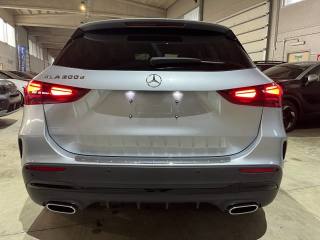 MERCEDES-BENZ GLA 200 usata, con Autoradio