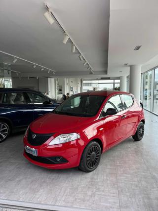 LANCIA Ypsilon usata, con ABS