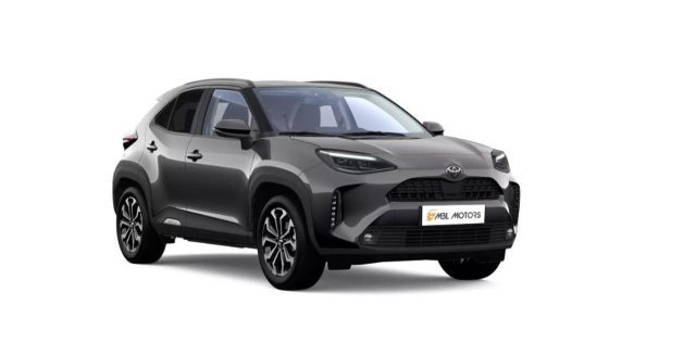TOYOTA Yaris Cross usata, con Controllo automatico clima