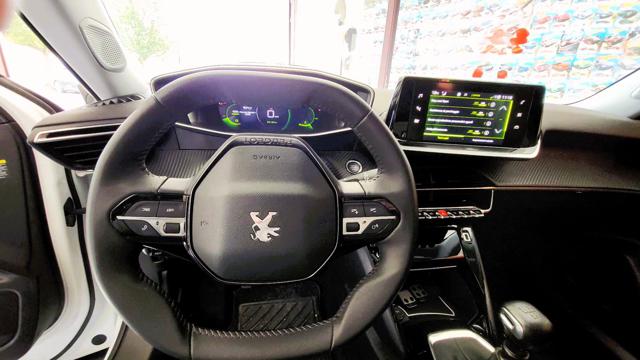 PEUGEOT 2008 usata, con Interni in pelle