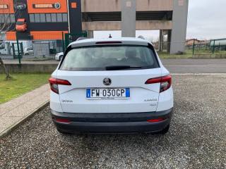 SKODA Karoq usata, con Autoradio