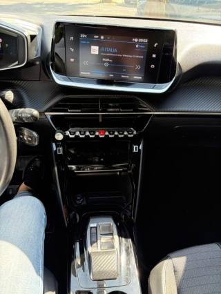 PEUGEOT 2008 usata, con Controllo automatico clima