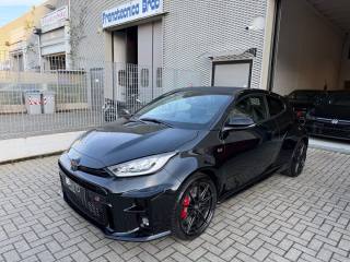 TOYOTA Yaris usata, con Airbag laterali