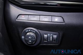 JEEP Compass usata, con Autoradio digitale