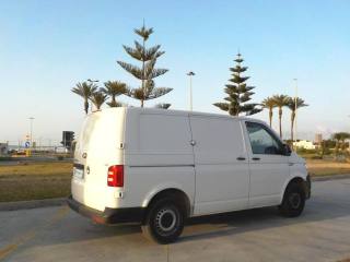 VOLKSWAGEN Transporter usata, con MP3