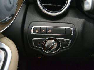 MERCEDES-BENZ GLC 220 usata, con Controllo automatico clima