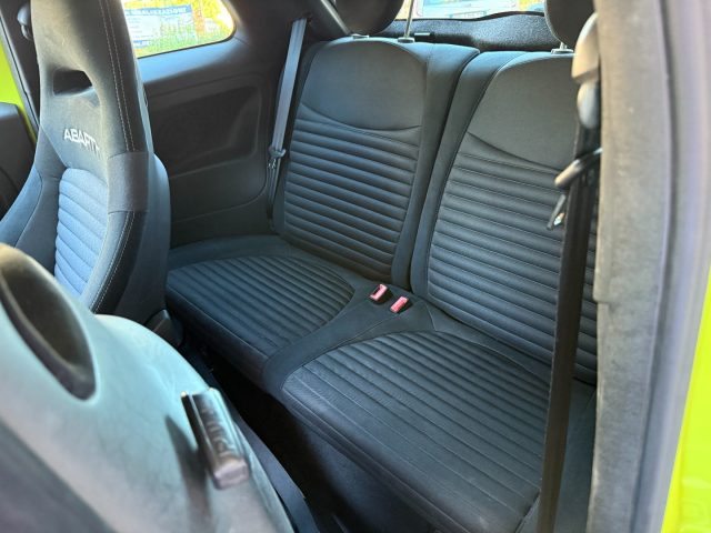 ABARTH 595 usata, con Volante multifunzione