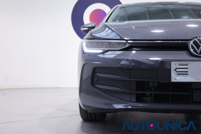 VOLKSWAGEN Golf usata, con Freno di stazionamento elettrico