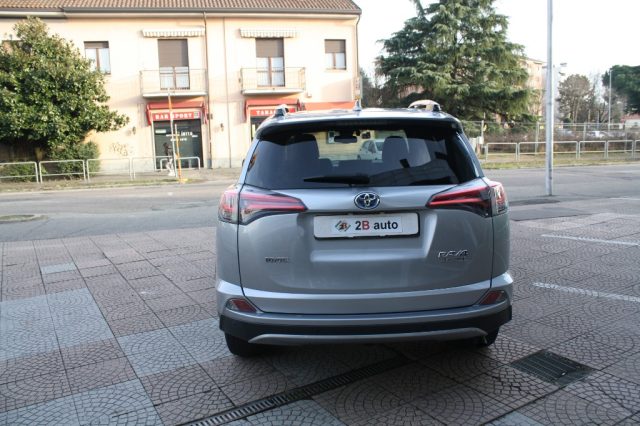 TOYOTA RAV 4 MY23 usata, con Cerchi in lega