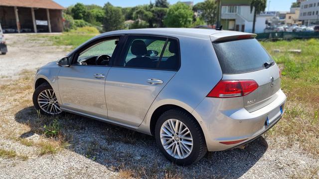 VOLKSWAGEN Golf usata, con Airbag