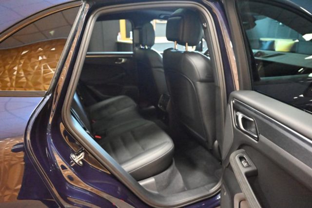 PORSCHE Macan usata 35