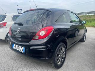 OPEL Corsa usata, con Airbag laterali