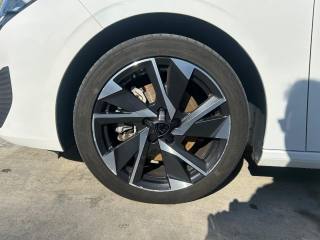 PEUGEOT 308 usata, con Fari Xenon