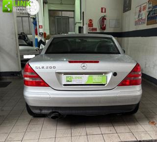 MERCEDES-BENZ SLK 200 usata 18