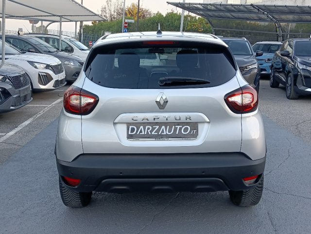 RENAULT Captur usata, con Sedile posteriore sdoppiato