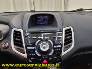 FORD Fiesta usata, con MP3