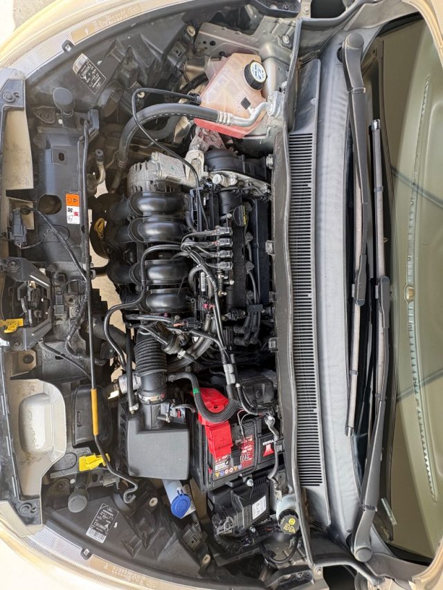 FORD B-Max usata, con Pneumatici quattro stagioni