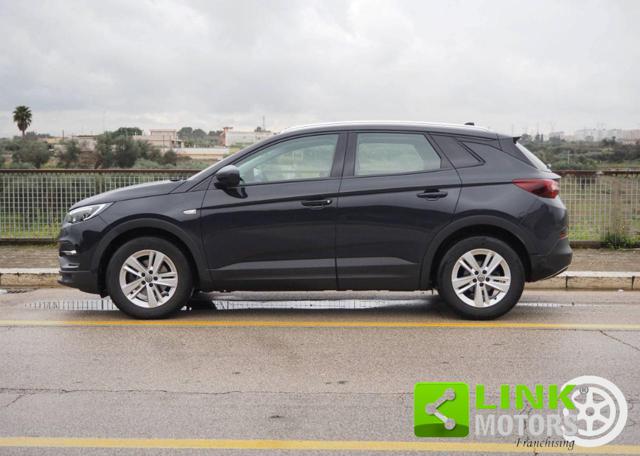 OPEL Grandland X usata, con Volante in pelle