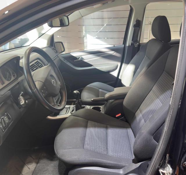 MERCEDES-BENZ B 180 usata, con Climatizzatore