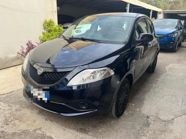 LANCIA Ypsilon usata, con ABS