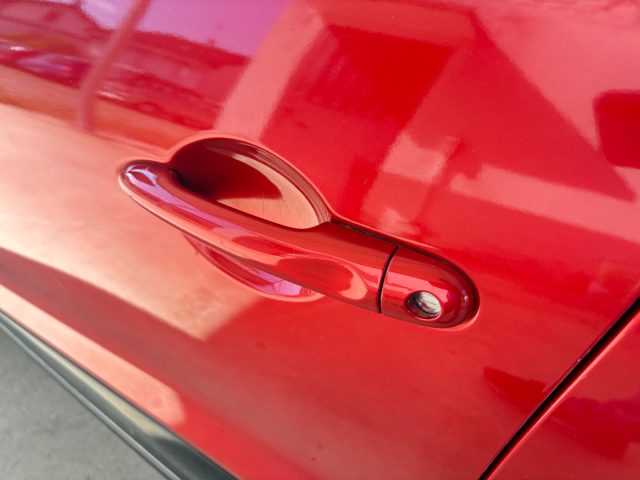 RENAULT Clio usata, con Kit antipanne